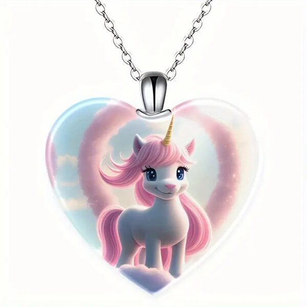 Exquisite Unicorn Heart-Shaped Crystal Pendant Necklace2